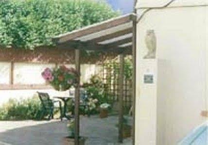The New Inn Guest House Bridgend  Kültér fotó