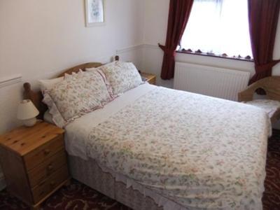 The New Inn Guest House Bridgend  Szoba fotó