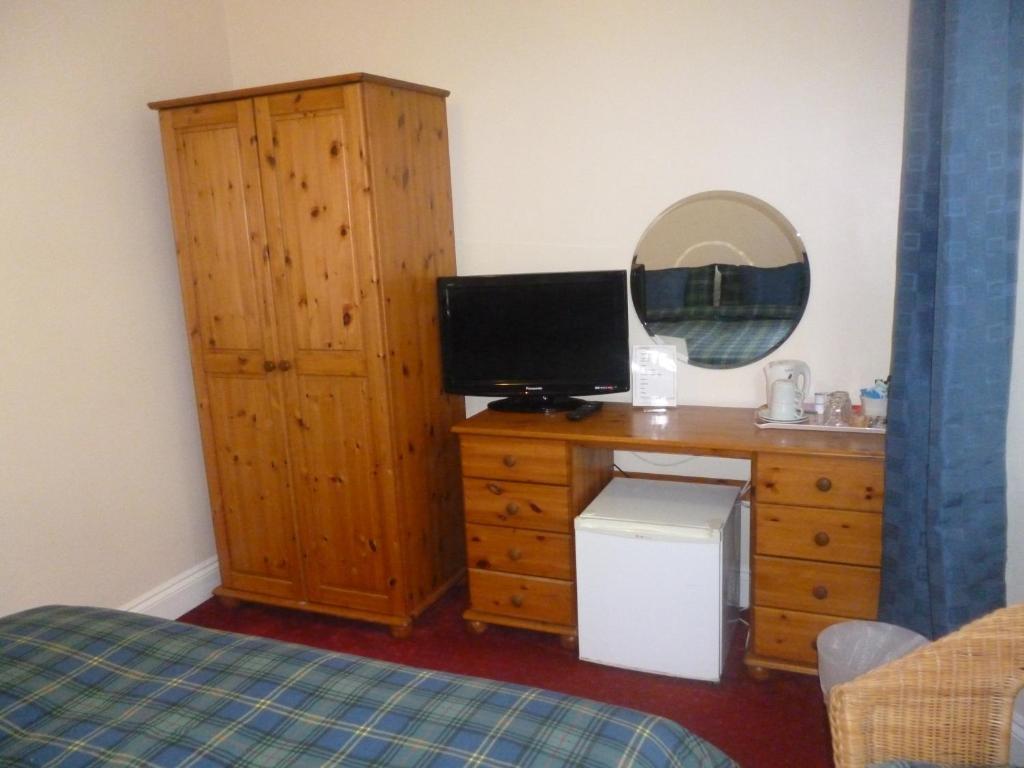 The New Inn Guest House Bridgend  Szoba fotó
