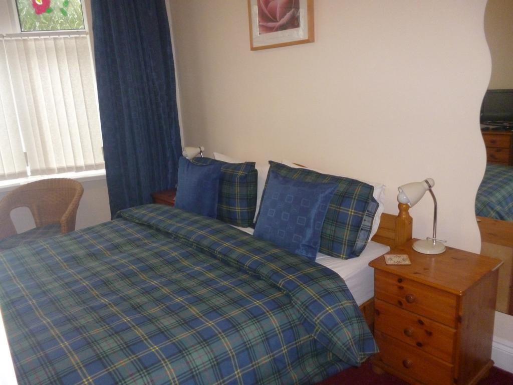 The New Inn Guest House Bridgend  Kültér fotó